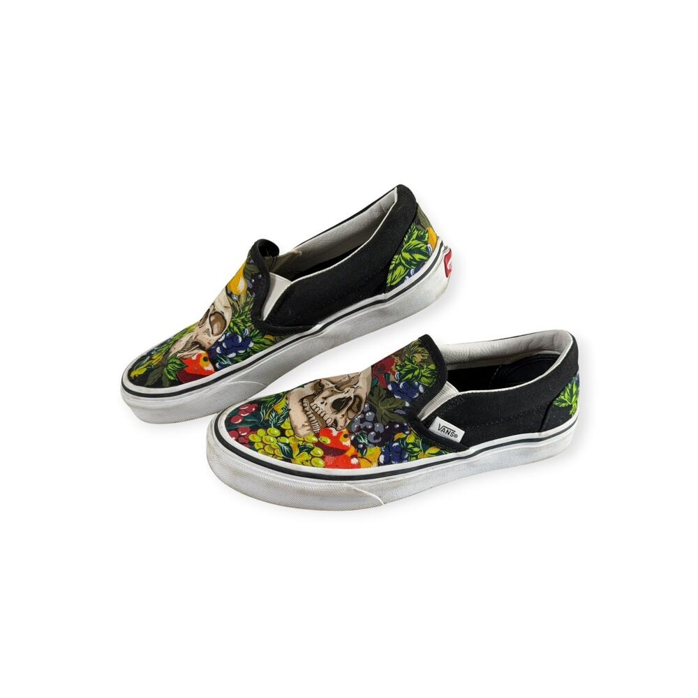 VANS Classic Slip-On Casual Sneakers, Skull & Fruit, LEA, Women's Size 6.5
